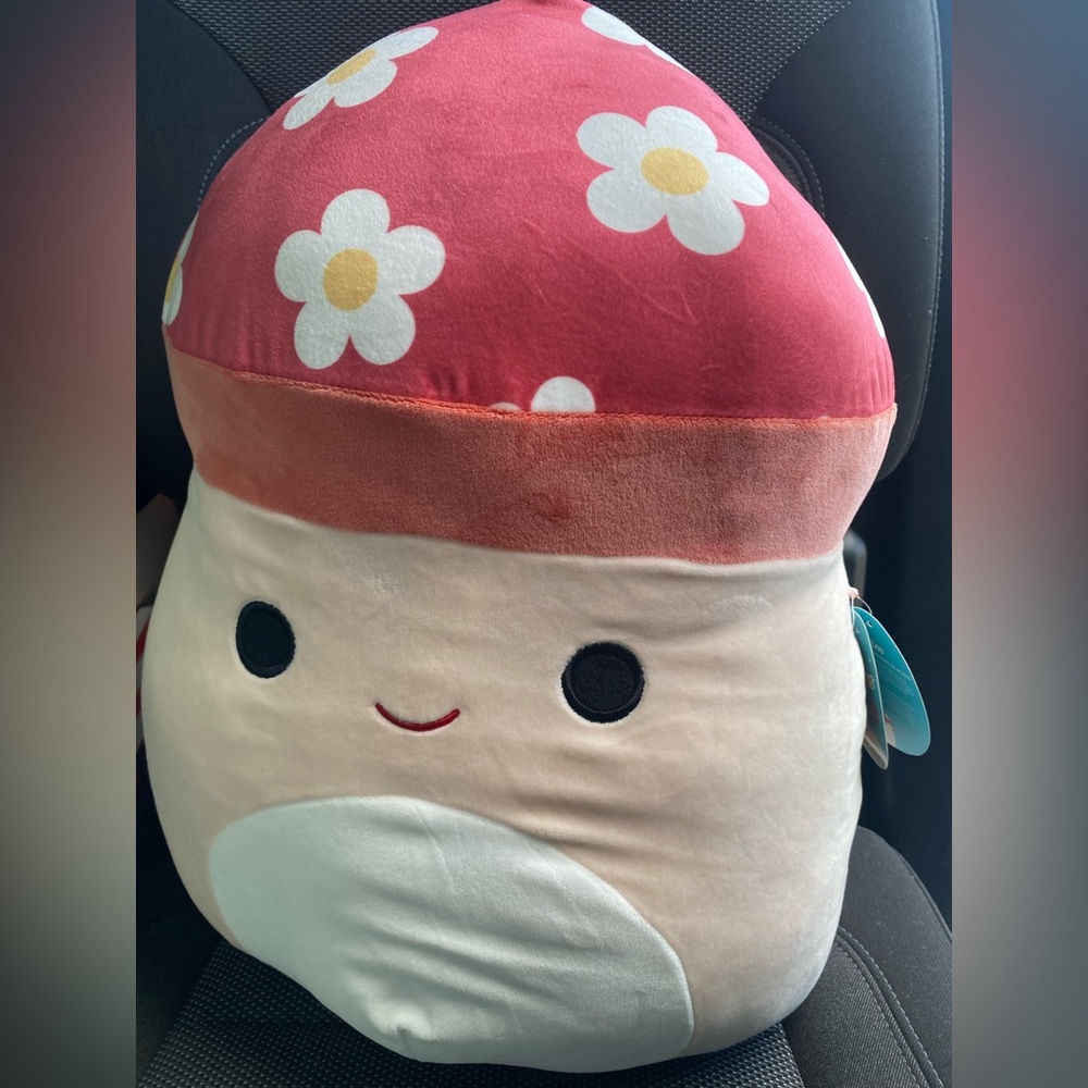 Squishmallow 16” Malcolm with Daisy flowers on top Special Edition NWT